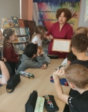 Свет добра из-под обложки